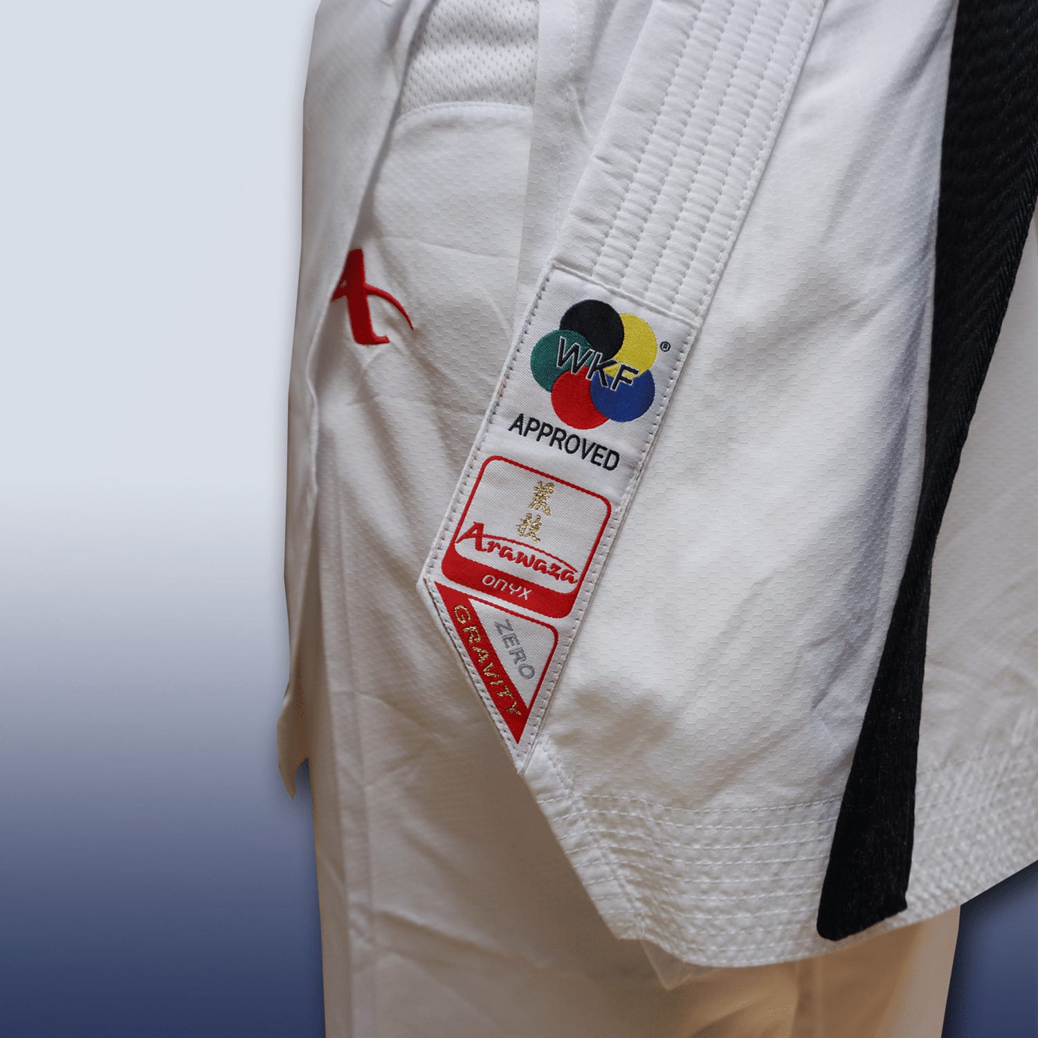 Karatedragt Arawaza Onyx Zero Gravity - WKF 7 karatedragt