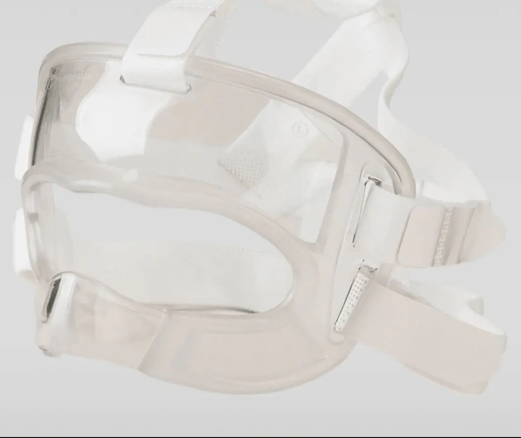 ansigtsmaske-karate-wkf