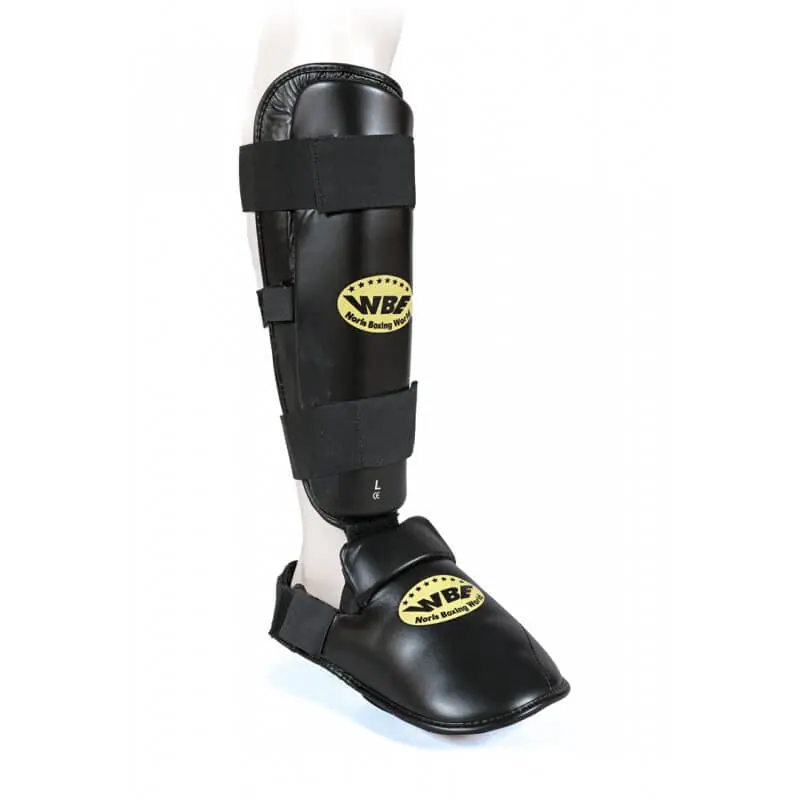beskyttere-tibia-og-fod-noris-blå-eller-rød-ffk-sort